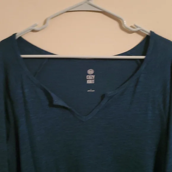SO brand long sleeve cozy knit shirt - Picture 6 of 7